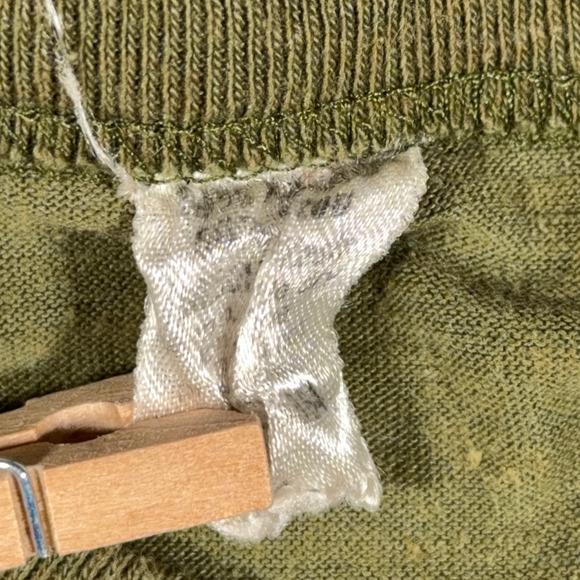 Vintage MASH Shirt Adult SMALL Green 4077th Army TV Show Promo Fox Film USA 80s - Picture 4 of 7